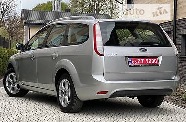 Универсал Ford Focus 2010 в 