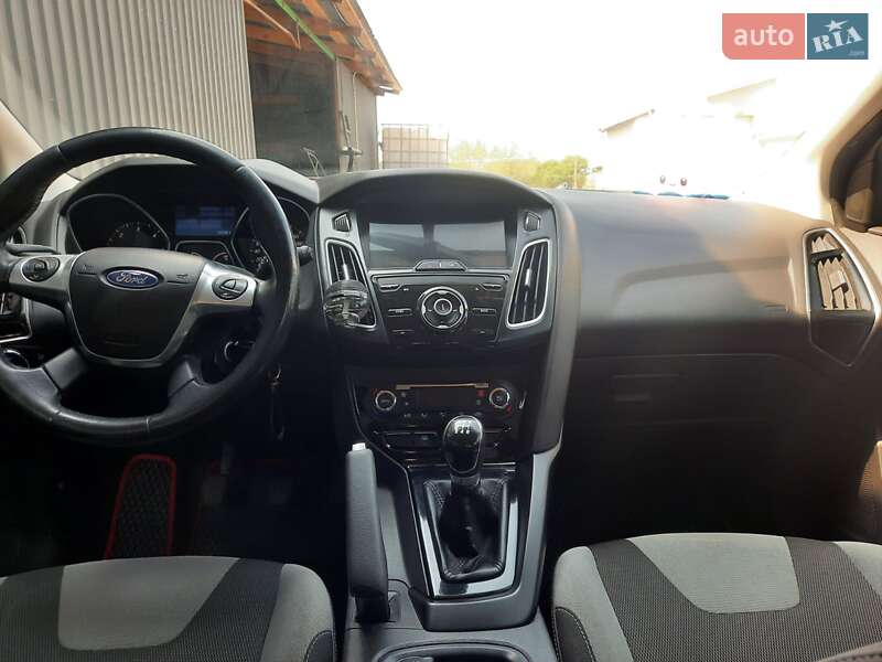 Хэтчбек Ford Focus 2013 в Львове