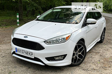 Седан Ford Focus 2015 в Луцке