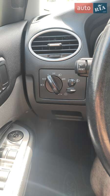 Универсал Ford Focus 2008 в Киеве