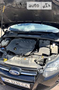 Универсал Ford Focus 2012 в 