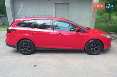 Универсал Ford Focus 2014 в 
