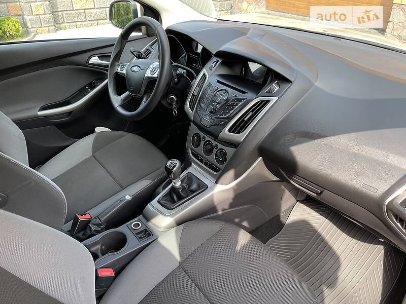 Универсал Ford Focus 2012 в Ровно