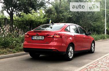 Седан Ford Focus 2015 в Киеве