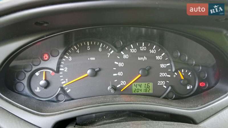 Универсал Ford Focus 2003 в Полтаве фото 9 Универсал Ford Focus 2003 в Полтаве