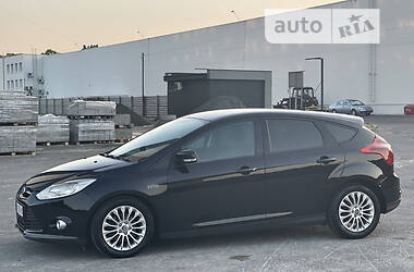 Хэтчбек Ford Focus 2011 в Луцке