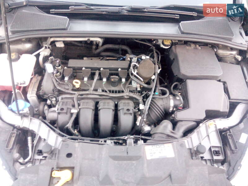 Седан Ford Focus 2015 в Первомайську