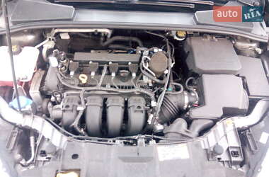 Седан Ford Focus 2015 в 