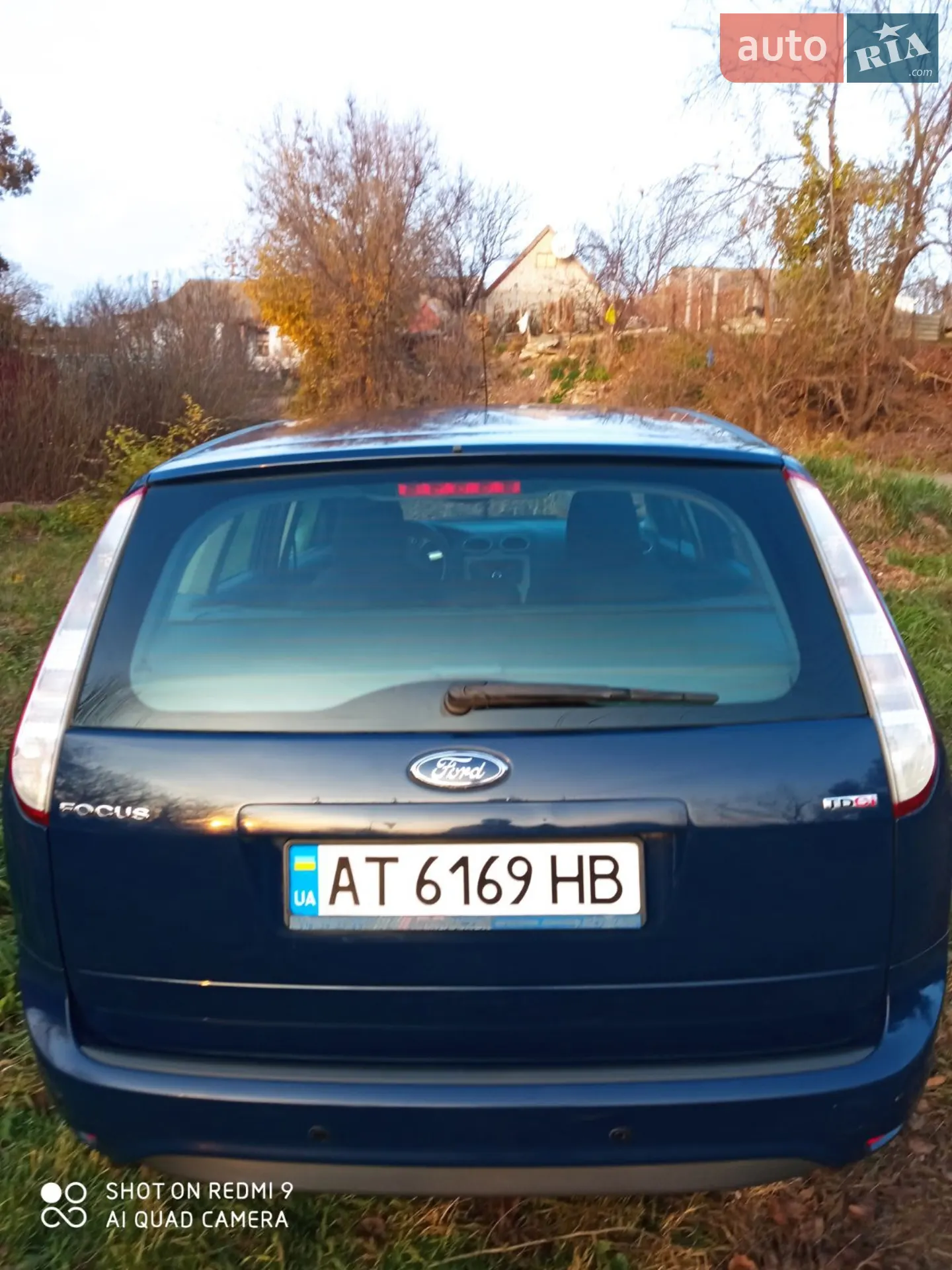 2010 Ford Focus - мініатюра 2