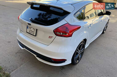 Хэтчбек Ford Focus 2018 в 
