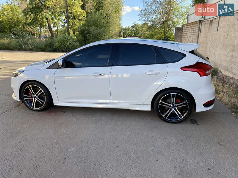 Хэтчбек Ford Focus 2018 в Кривом Роге