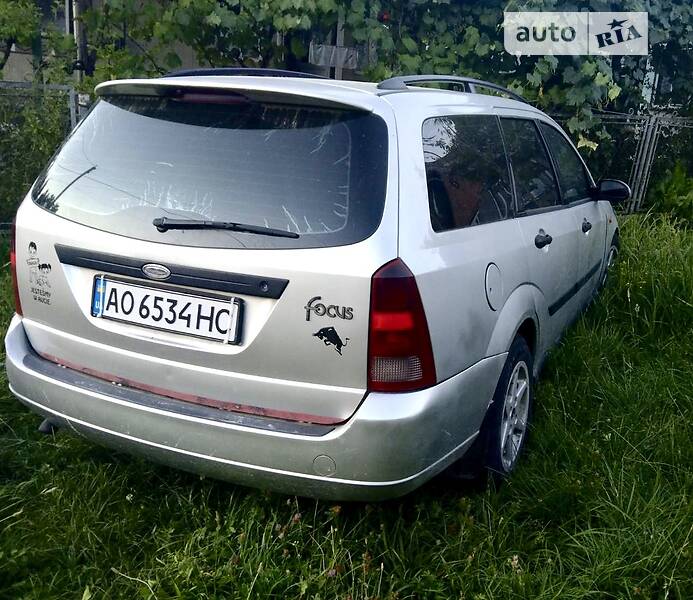 Универсал Ford Focus 2001 в Хусте