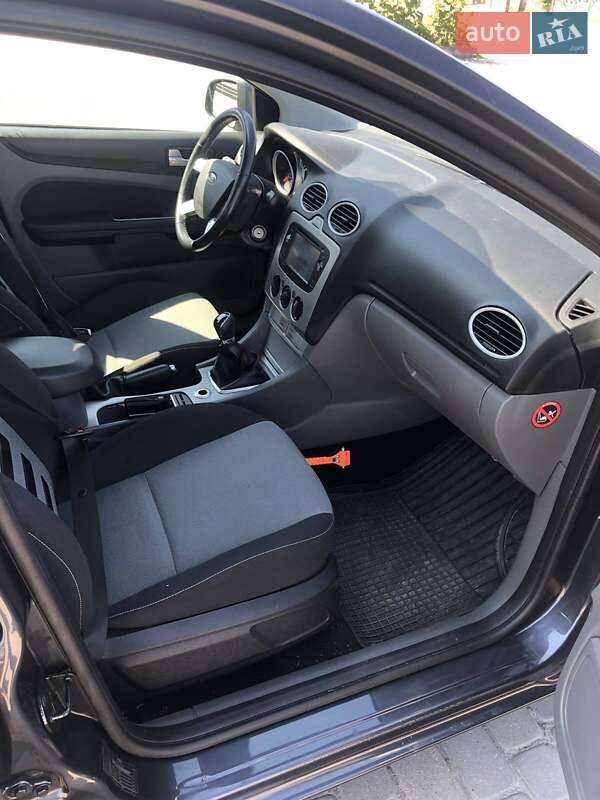 Универсал Ford Focus 2010 в Камне-Каширском фото 9 Универсал Ford Focus 2010 в Камне-Каширском
