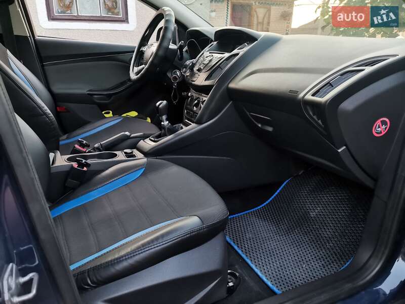 Універсал Ford Focus 2014 в Кам'янець-Подільському