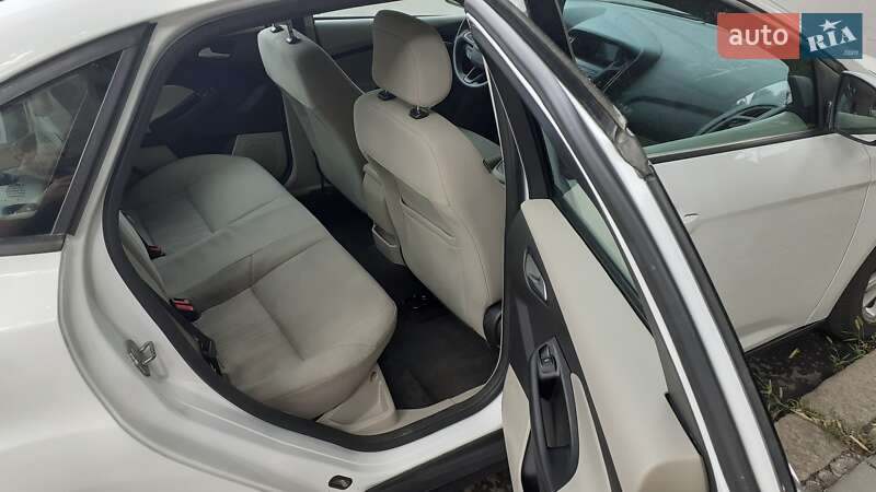 Седан Ford Focus 2017 в Николаеве фото 11 Седан Ford Focus 2017 в Николаеве