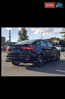 Седан Ford Focus 2016 в Львове