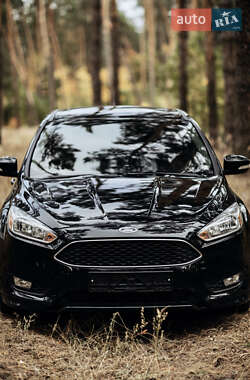 Седан Ford Focus 2016 в Львове