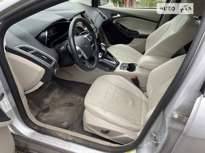 Хэтчбек Ford Focus 2014 в Львове