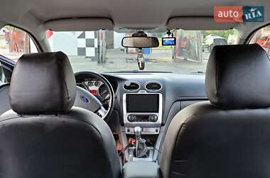 Универсал Ford Focus 2010 в 