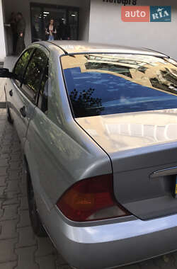 Седан Ford Focus 2000 в Мукачево