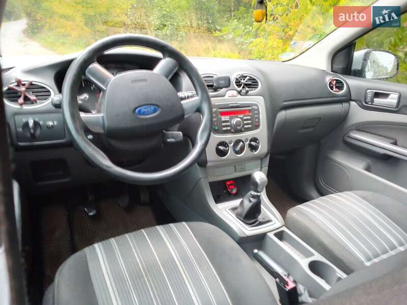Универсал Ford Focus 2010 в Камне-Каширском
