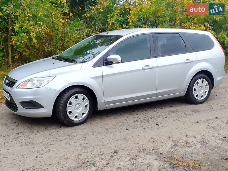 Универсал Ford Focus 2010 в Камне-Каширском