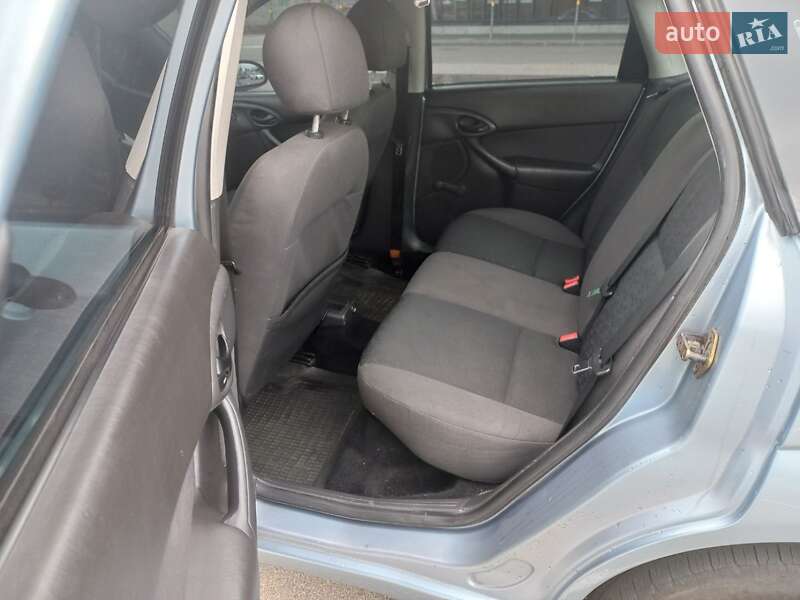 Седан Ford Focus 2004 в Киеве