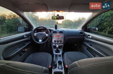Седан Ford Focus 2009 в 