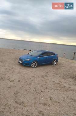 Седан Ford Focus 2014 в 