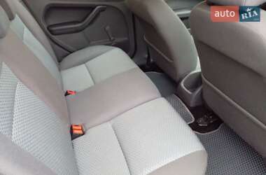 Универсал Ford Focus 2006 в Бориславе