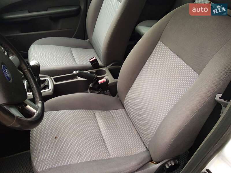 Универсал Ford Focus 2006 в Бориславе