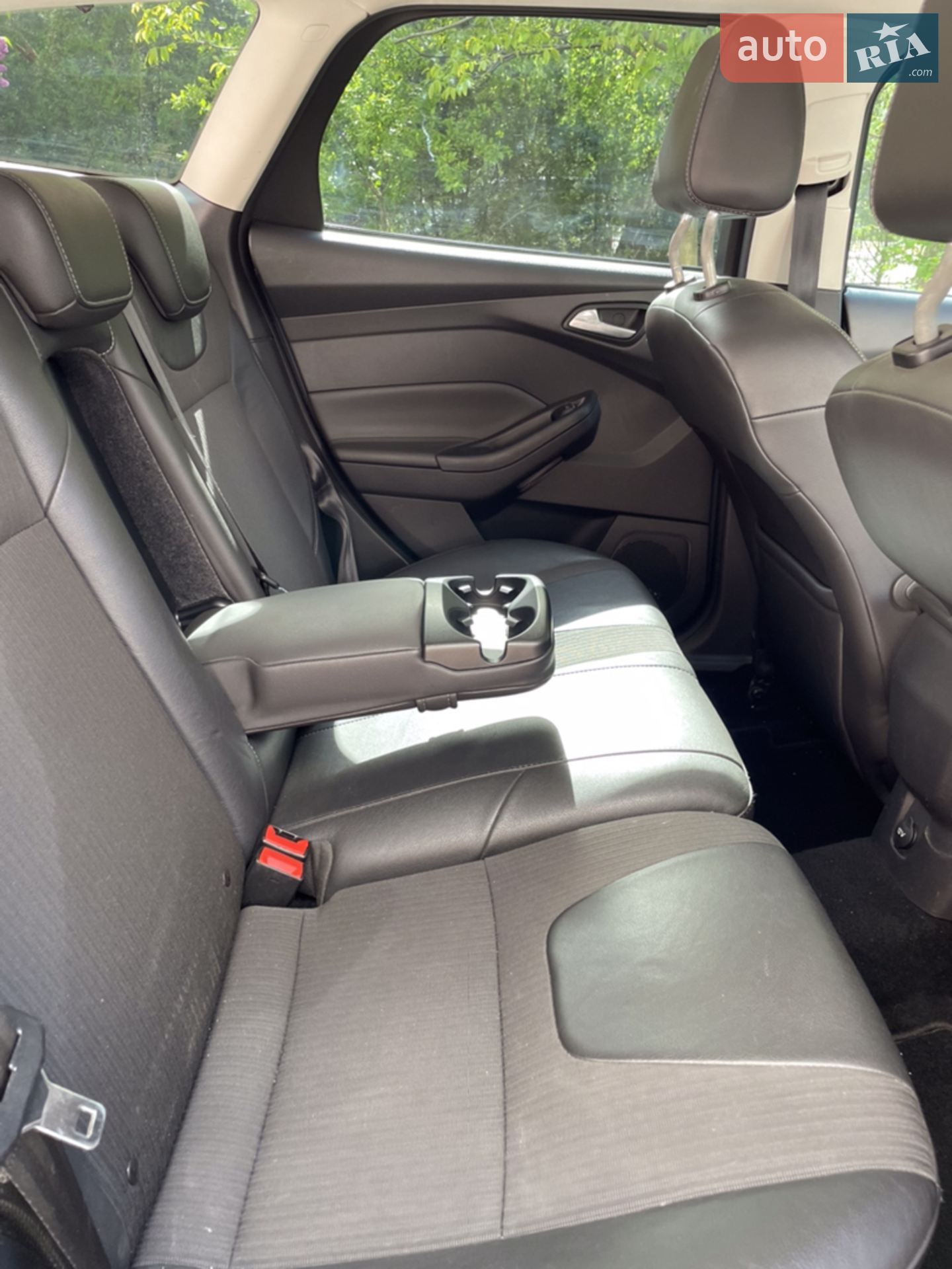 2011 Ford Focus - мініатюра 12