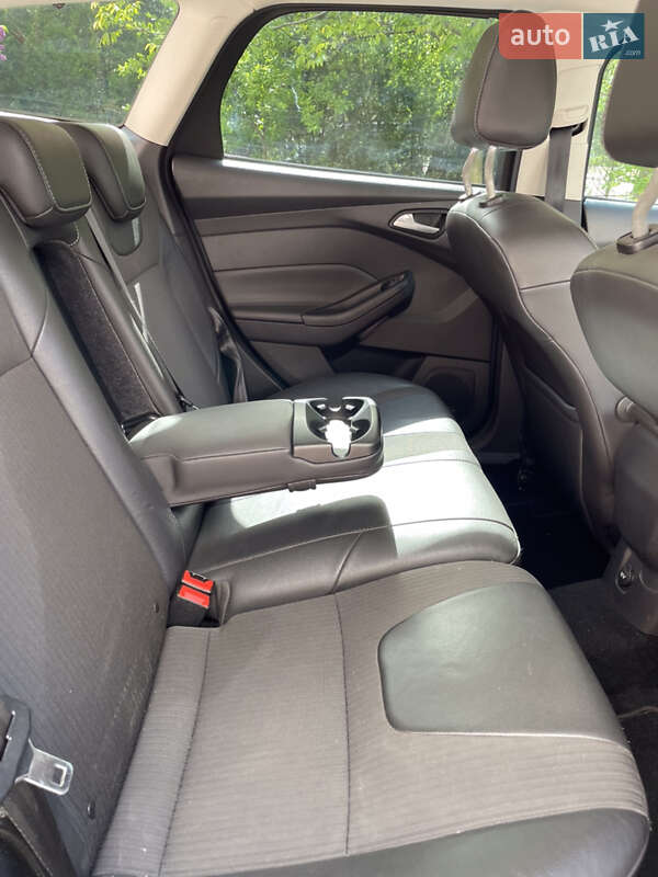 Универсал Ford Focus 2011 в Луцке