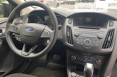 Седан Ford Focus 2015 в Дніпрі