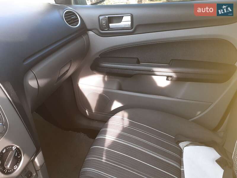 Универсал Ford Focus 2008 в Коломые фото 5 Универсал Ford Focus 2008 в Коломые