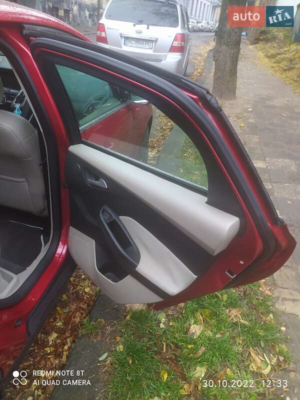 Седан Ford Focus 2012 в Львове фото 14 Седан Ford Focus 2012 в Львове