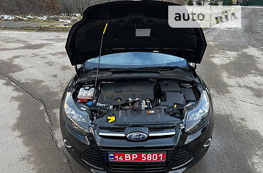 Универсал Ford Focus 2012 в Долине