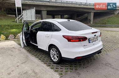 Седан Ford Focus 2017 в Киеве