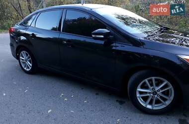 Седан Ford Focus 2015 в 