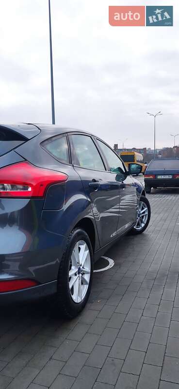 Хэтчбек Ford Focus 2016 в Умани