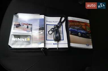 Седан Ford Focus 2016 в 