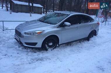 Седан Ford Focus 2016 в Киеве