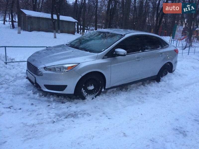 Седан Ford Focus 2016 в Киеве фото 2 Седан Ford Focus 2016 в Киеве