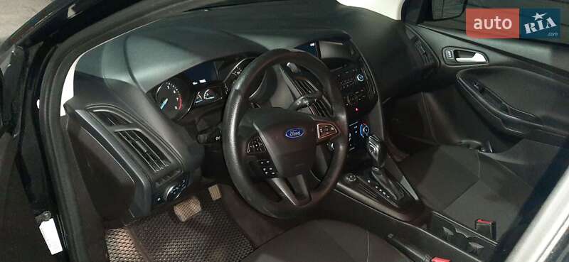 Седан Ford Focus 2015 в Полтаве