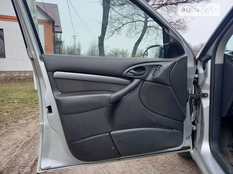 Хэтчбек Ford Focus 2002 в Звенигородке