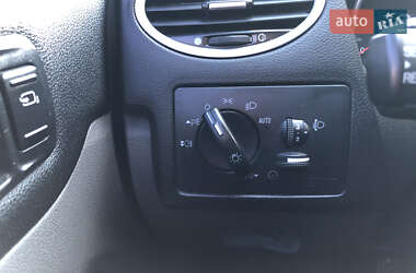 Хэтчбек Ford Focus 2008 в Киеве