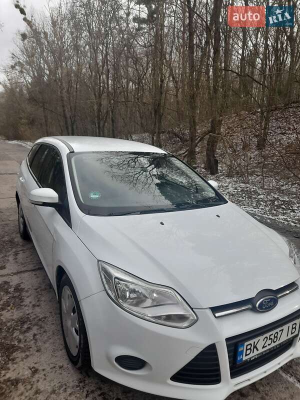 Универсал Ford Focus 2012 в Остроге фото 5 Универсал Ford Focus 2012 в Остроге