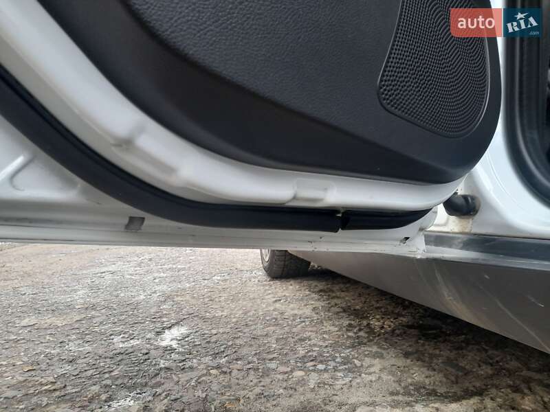 Универсал Ford Focus 2012 в Остроге фото 16 Универсал Ford Focus 2012 в Остроге
