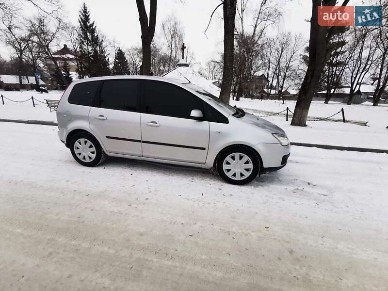 Хэтчбек Ford Focus 2006 в Городенке