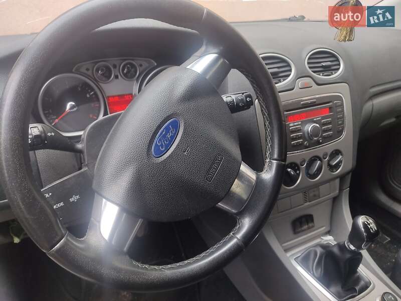 Универсал Ford Focus 2010 в Киеве